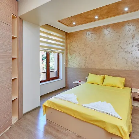 בית הארחה китанов פומורי