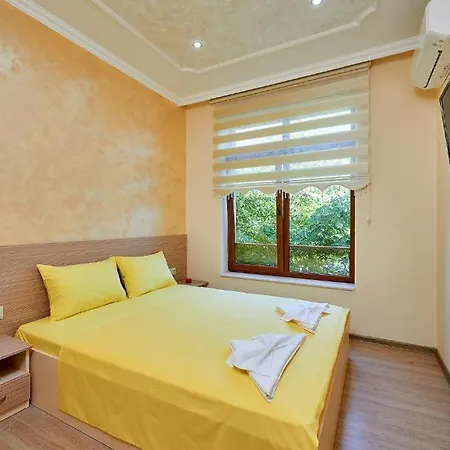 китанов 게스트하우스 포마리