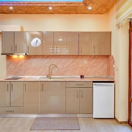 게스트하우스 китанов