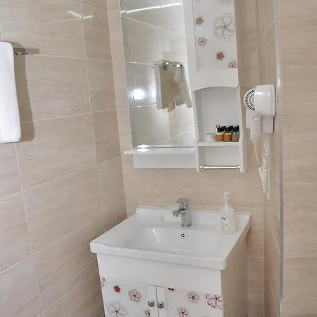 китанов Maison d'hôtes *